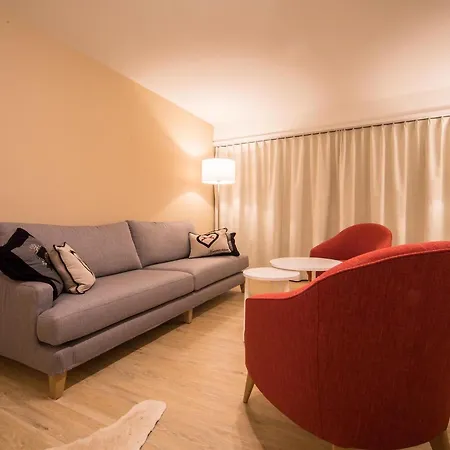Apartment I Dr Rehwiesa A16 *